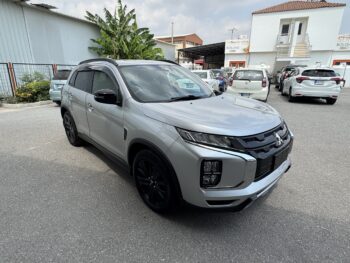 MITSUBISHI RVR