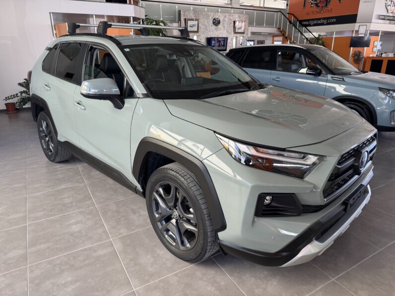 TOYOTA RAV4 ADVENTURE