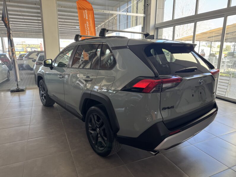 TOYOTA RAV4 ADVENTURE