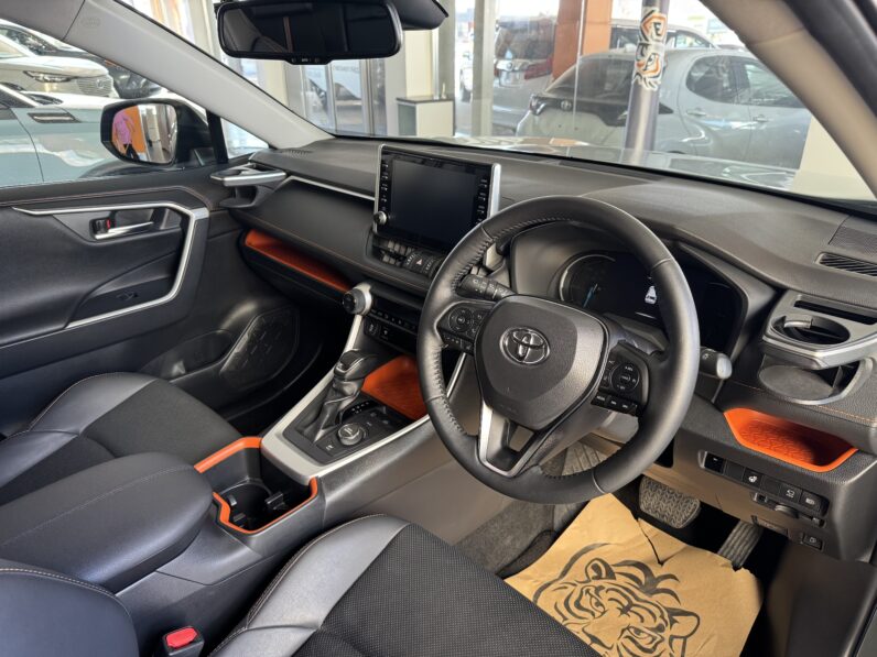 TOYOTA RAV4 ADVENTURE