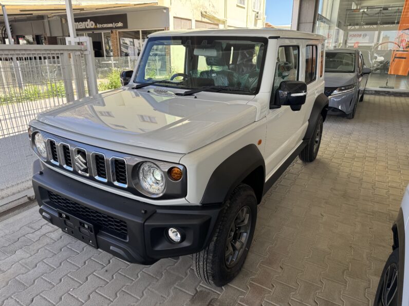 SUZUKI JIMNY NOMADE